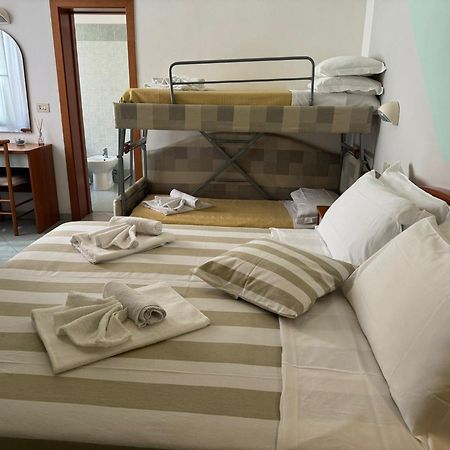 Hotel Villa Caterina Rimini Ngoại thất bức ảnh