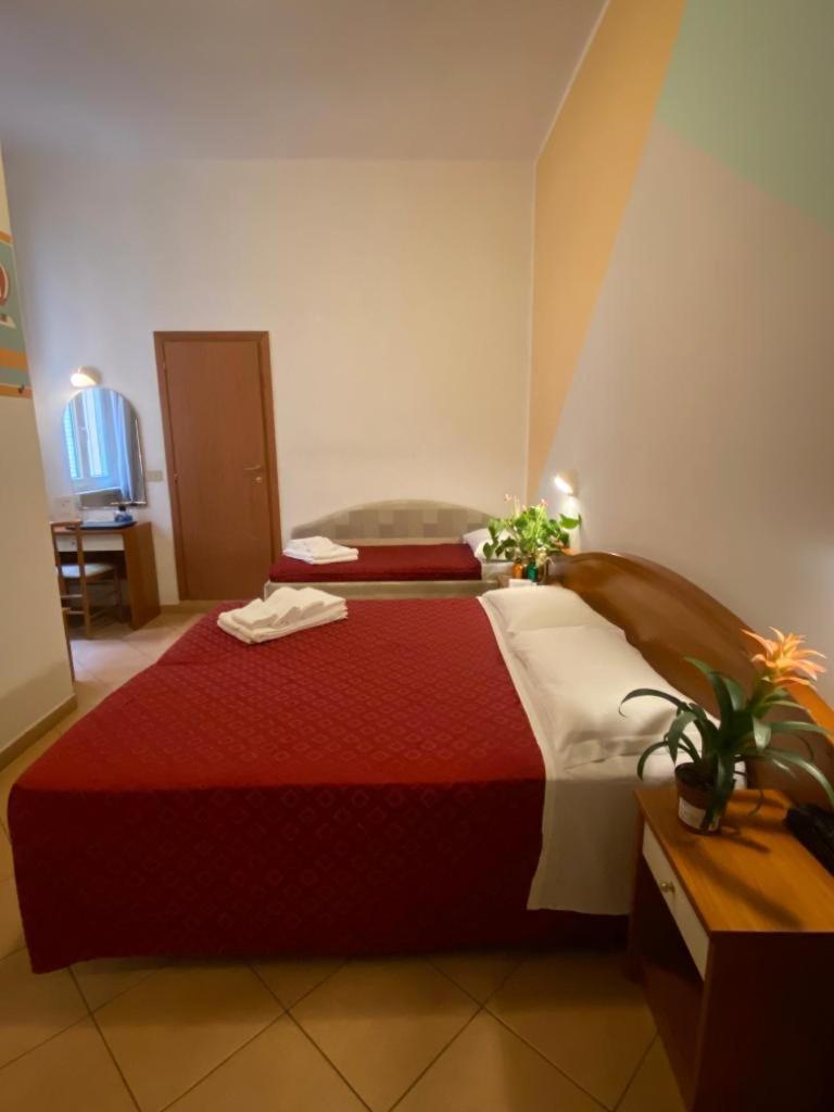 Hotel Villa Caterina Rimini Ngoại thất bức ảnh